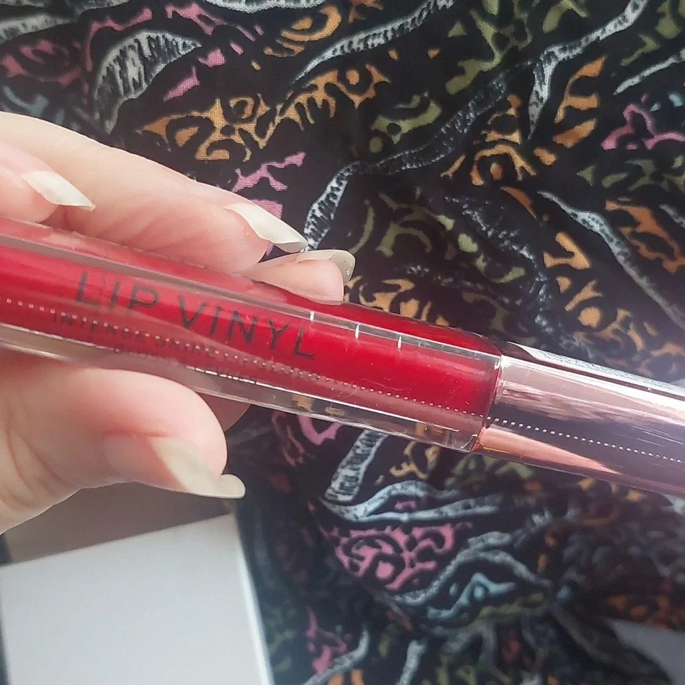 NEW Makeup Revolution Lip Vinyl‎ in Ruby